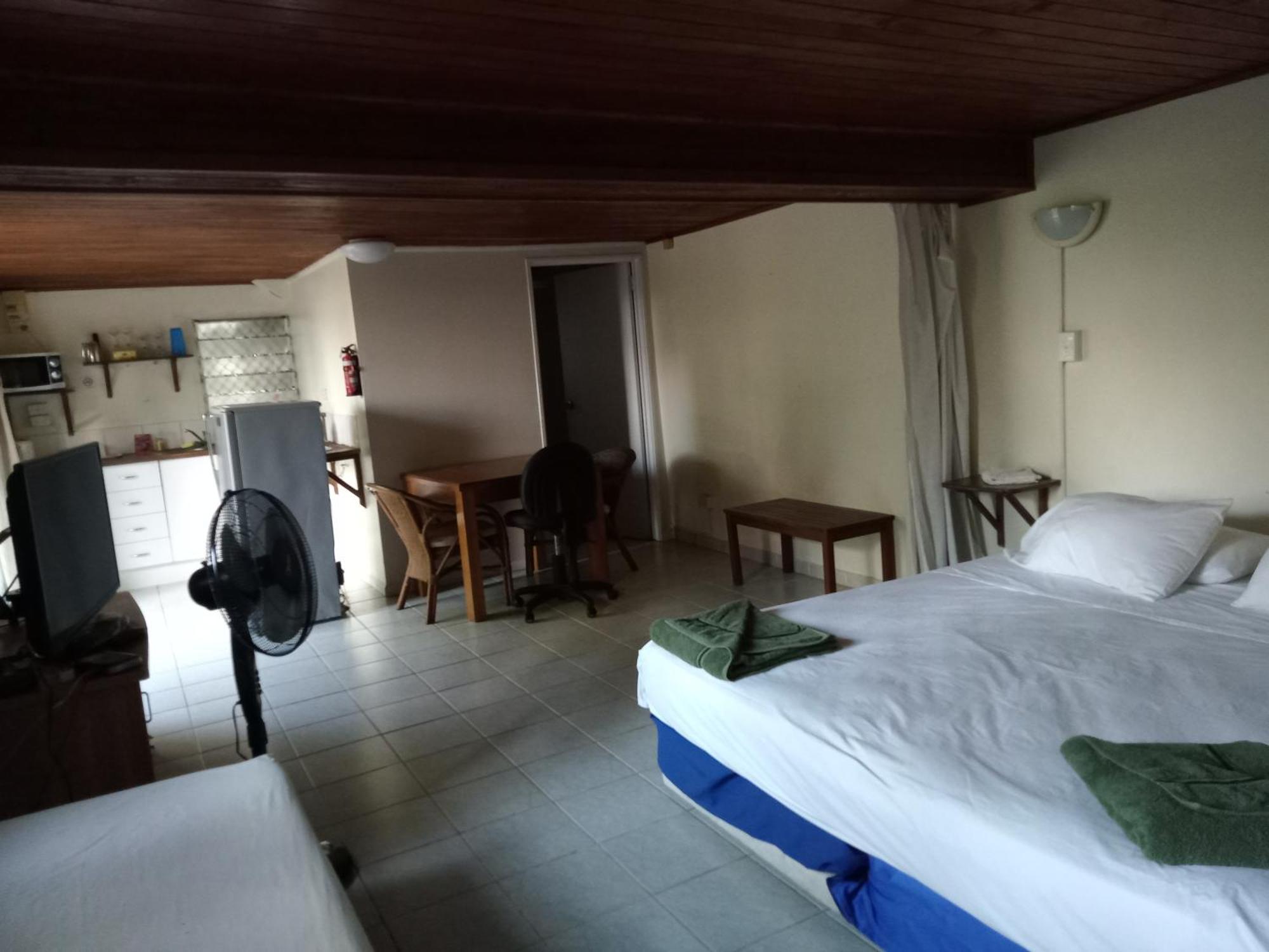 Seachange Lodge พอร์ตวิลา ภายนอก รูปภาพ