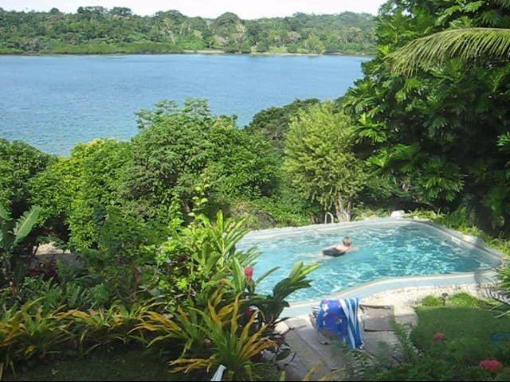 Seachange Lodge พอร์ตวิลา ภายนอก รูปภาพ